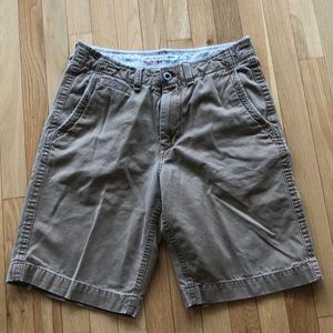 American Eagle khaki shorts
